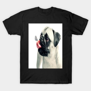 Bulldog with a butterfly on the tongue. T-Shirt